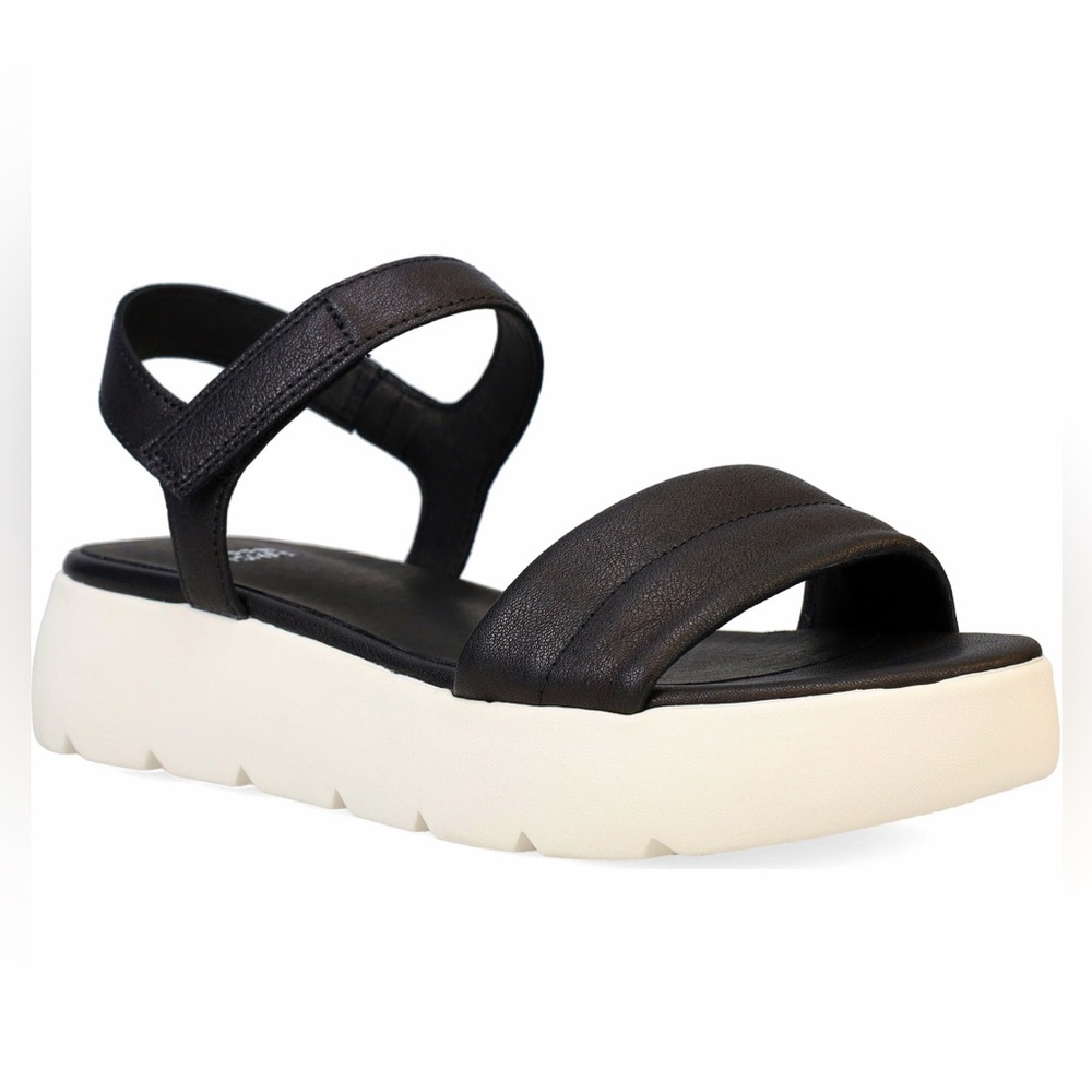 Eileen fisher sport sandal black and white